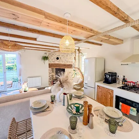 Maison Au Bord Du Lot *