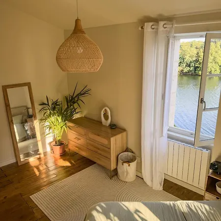 Maison Au Bord Du Lot Hébergement de vacances Bellefont-la Rauze