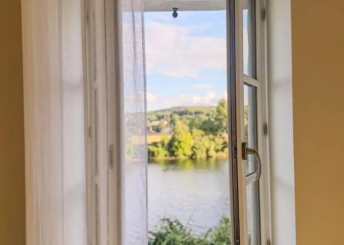 Maison Au Bord Du Lot